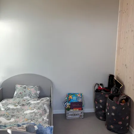 Lys, Koselig Og Familievennlig